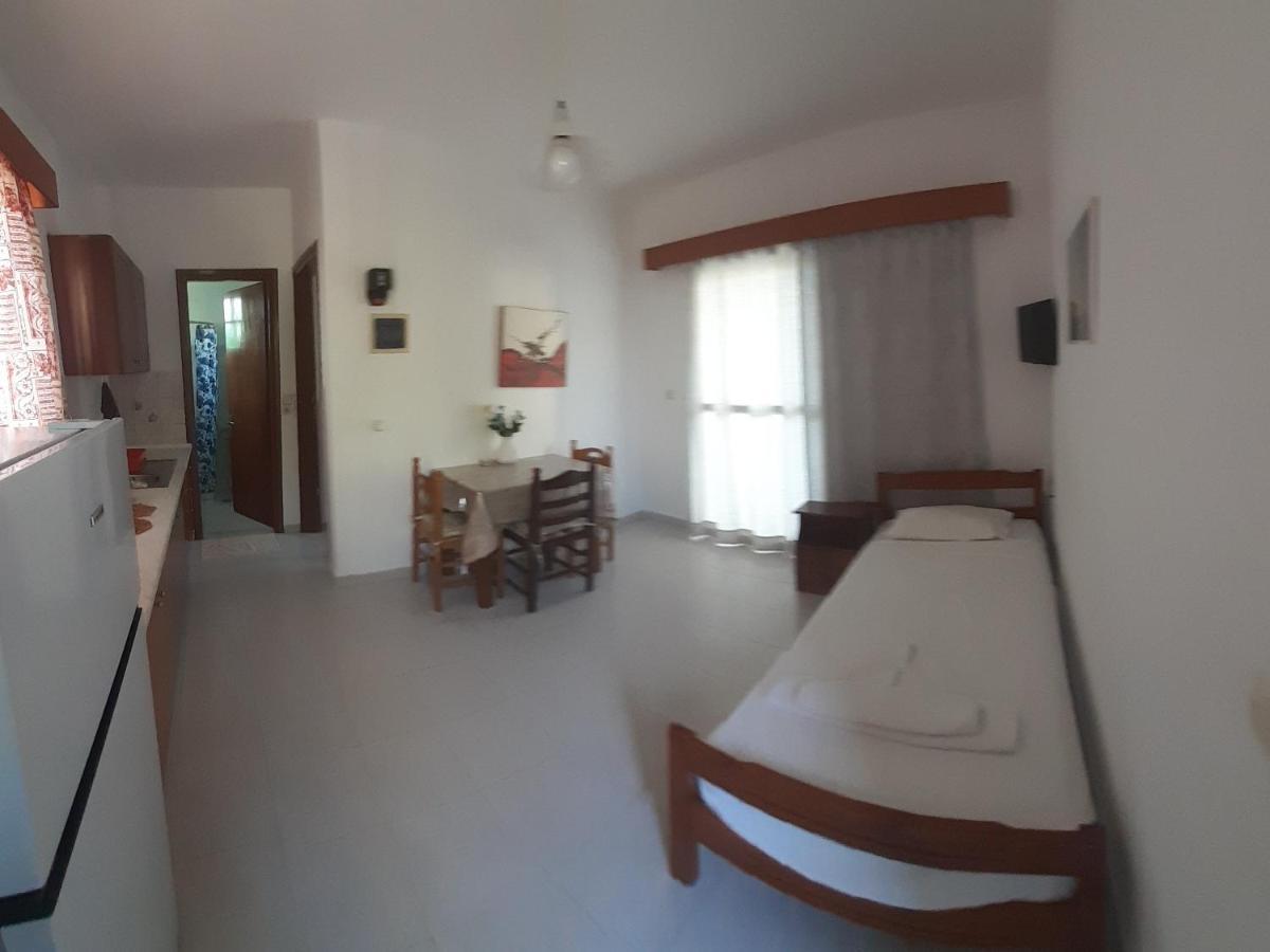 Zikas Apartments Marmari  Eksteriør bilde